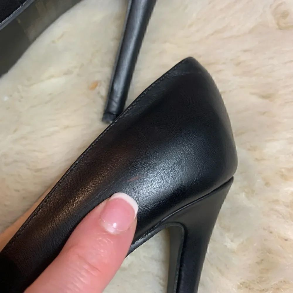Journee Collection Black Heels size 7 - Picture 3 of 8